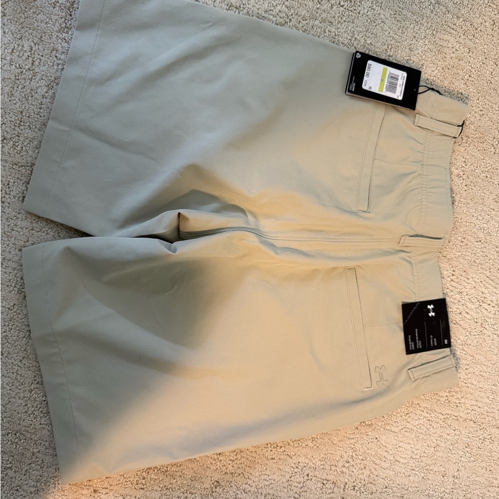 Under Armour Men's Khaki golf Shorts